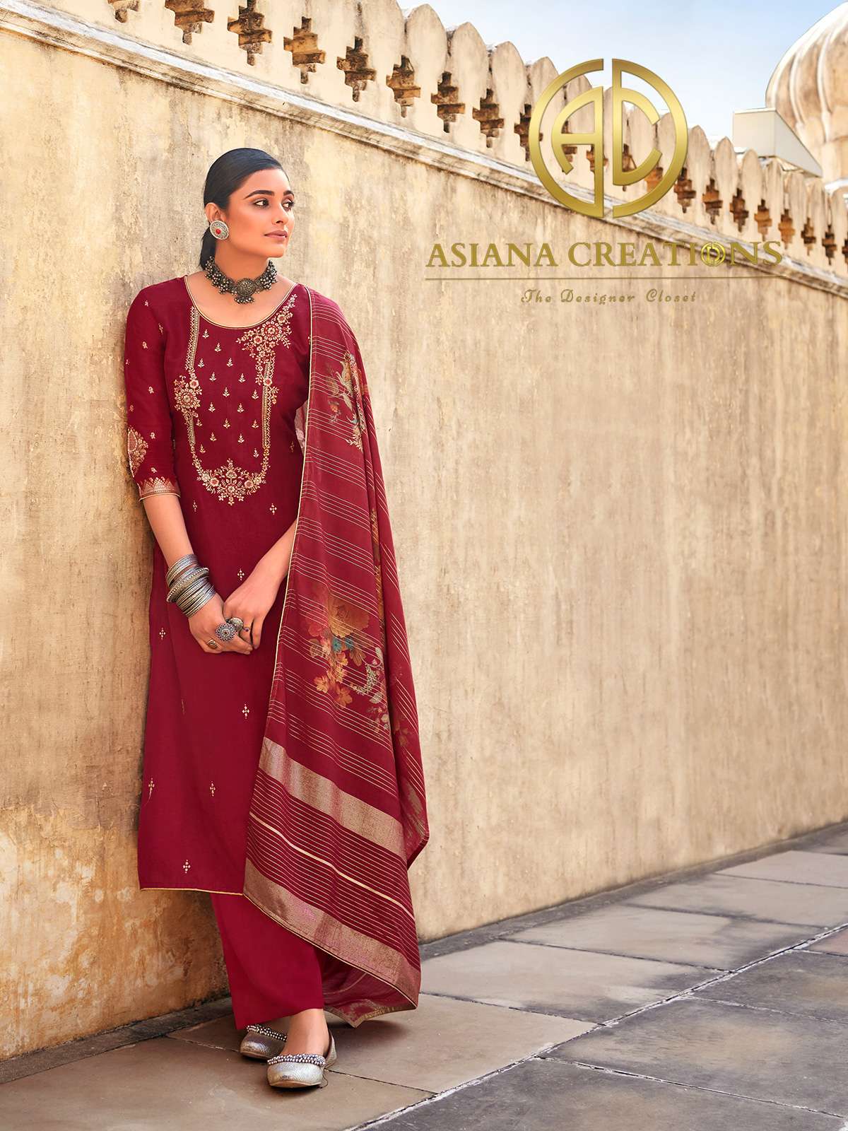 Silk Jacquard Woven Maroon Casual Wear Straight Suit-2939