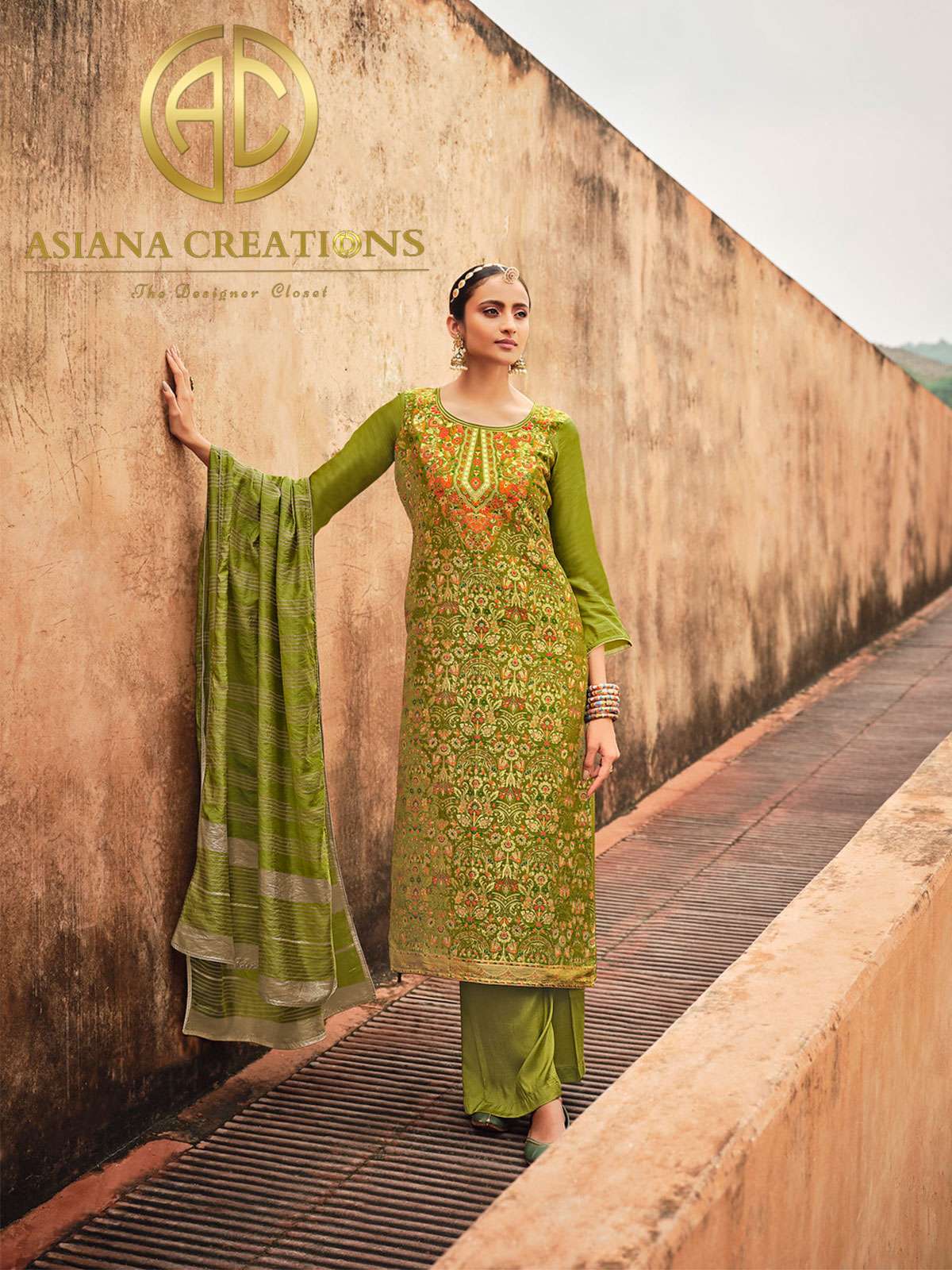 Meenakari Jacquard Silk Green Festive Wear Palazzo Suit-2356