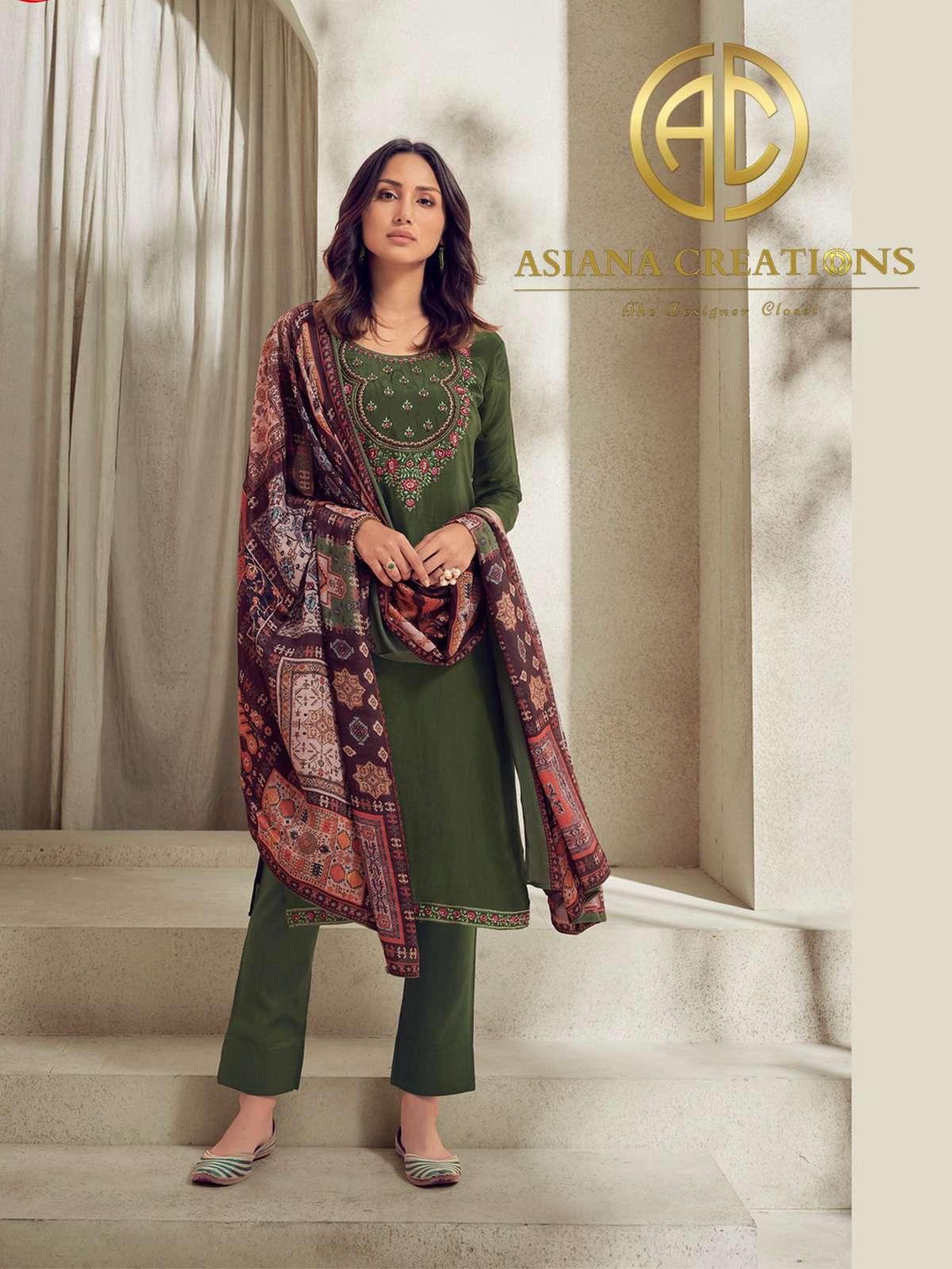Upada Silk Embroidered Green Straight Festive Wear Salwar Suits-2418